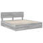 Bed-534880623-534880608