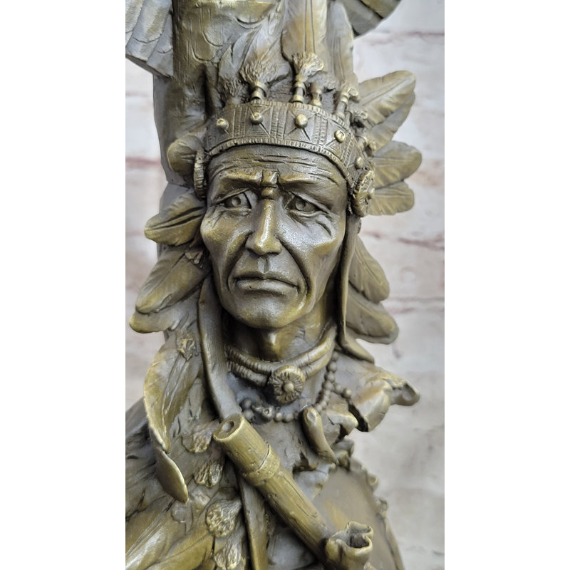 Figurines et sculptures