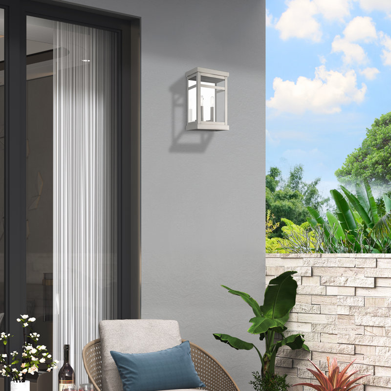 Lanterne murale d'extérieur à 2 ampoules Swann, Nickel brossé, H 15 po x l 9,25 po x P 6,38 po