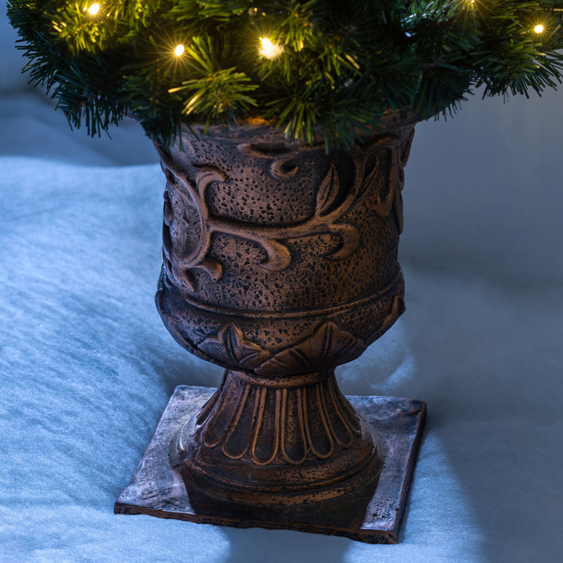 182.88cm H Lighted Artificial Christmas Tree