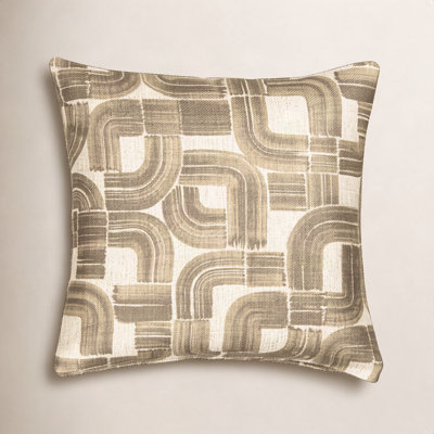 Iriye Albue Throw Pillow