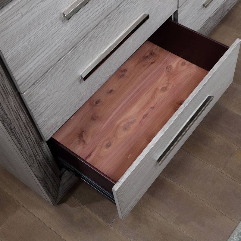Yanil Davydov 6-Drawer Dresser