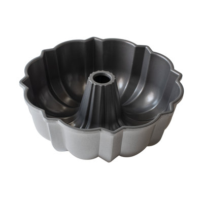 Nordic Ware Novelty Non-Stick Aluminum Round Pan