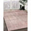 Tapis rouge contemporain-1058369487