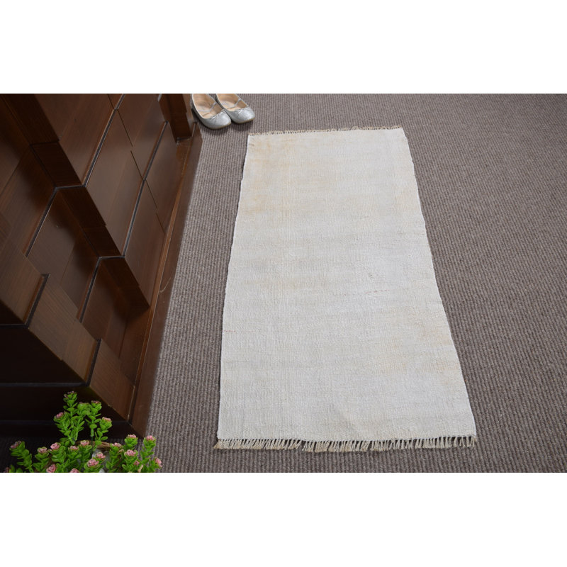 Vintage Oushak Handwoven Small Hemp Rug in Beige - Ideal for Entryway and Home Decor