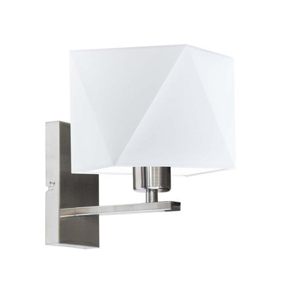 Awilda Armed Sconce