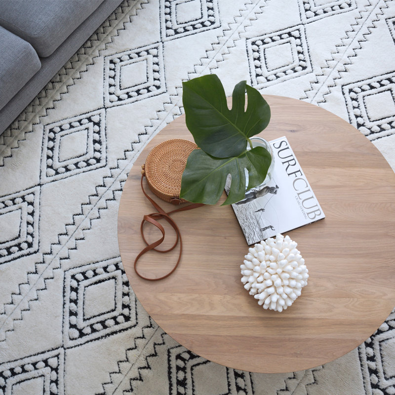 Tapis géométrique beige tissé à plat à la main