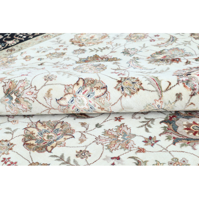 Wase Wool Floral Area Rug
