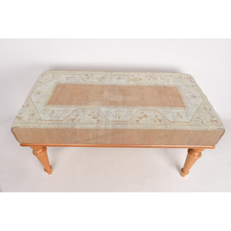 Banc repose-pieds, banc aux tons doux, banc à tapis turc, banc, banc Boho, banc fait à la main, banc moderne, banc minimal, 4 pieds de couleur différente,