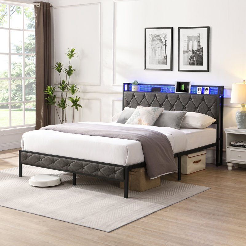 Lit plateforme rembourré polyvalent avec des caractéristiques avancées pour un confort optimal, Full