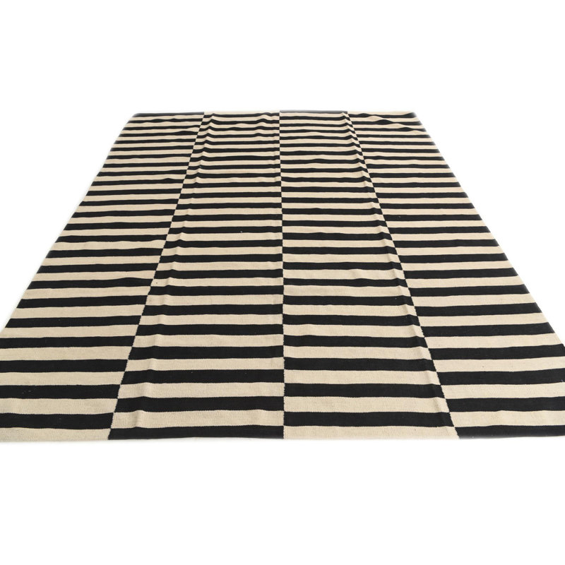 8x10 Petrella Cream Rug