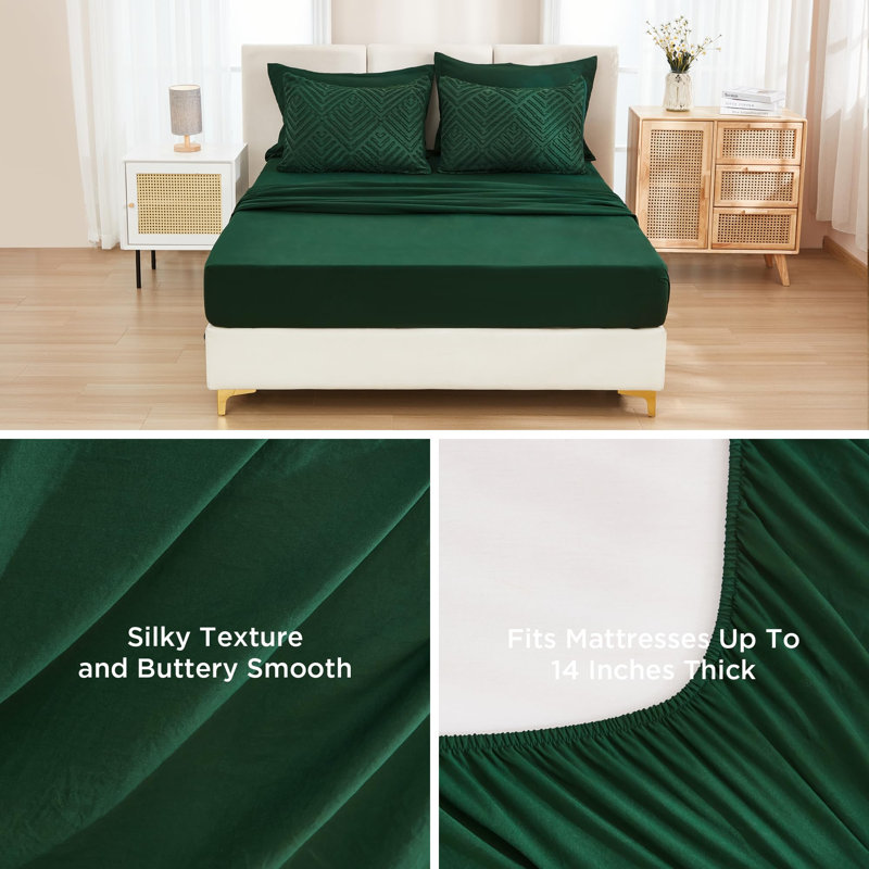 Andency Oversized King Comforter Set Dark Emerald Green - 7 Pieces Bed in a Bag Super King Bedding Sets, Boho Tufted Lightweight Fluffy Bed Set with Comforter, Sheets, Pillowcases & Shams