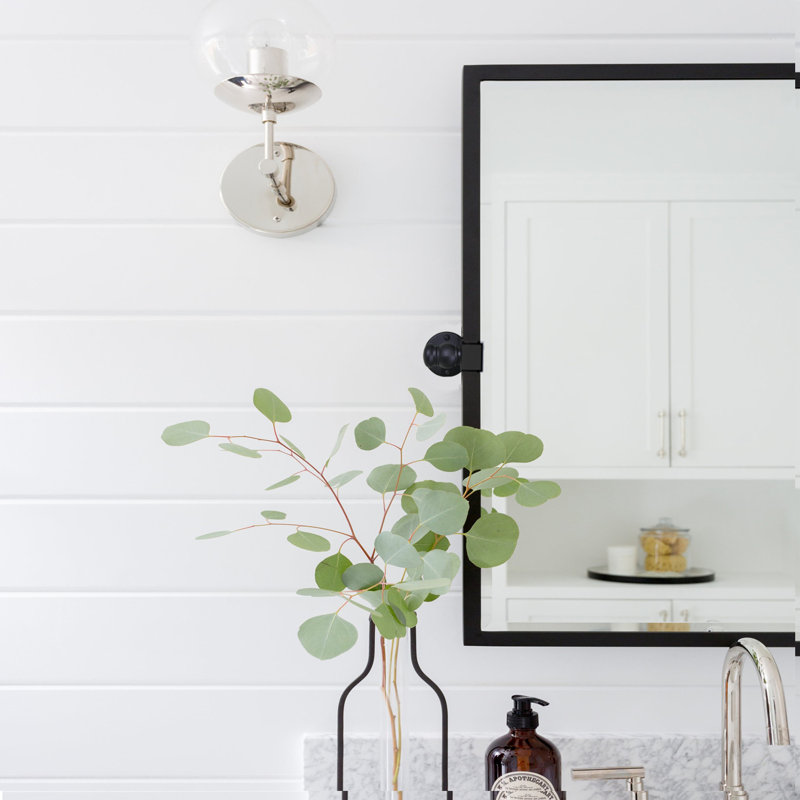Metal Rectangle Mirror, Matte Black, 24" x 22"