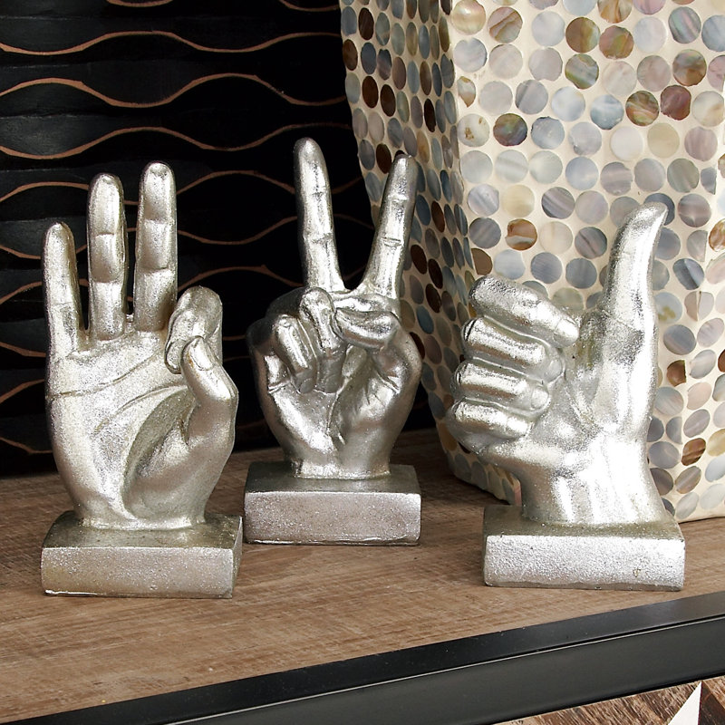 Ensemble de 3 sculptures décoratives en argent et en polystone H 7 po, 7 po et H 6 po, Argent