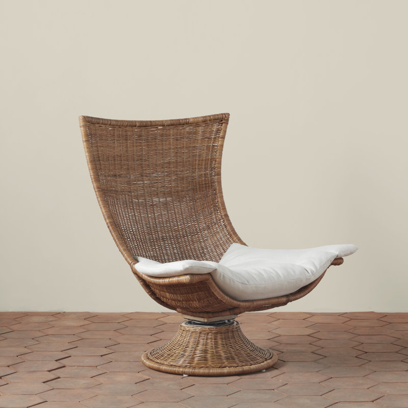 Healdsburg Swivel Tufted Lounge Chair, White Linen