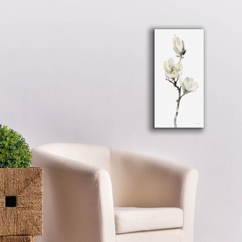 Art mural sur toile Epic Graffiti «White Magnolia 1» par Katrina Pete, H 24 po x l 12 po x P 0,75 po