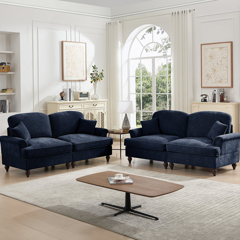 Ensemble de canapé classique 2 pièces avec volants amovibles, accoudoirs évasés et pieds fuselés pour un décor de salon élégant