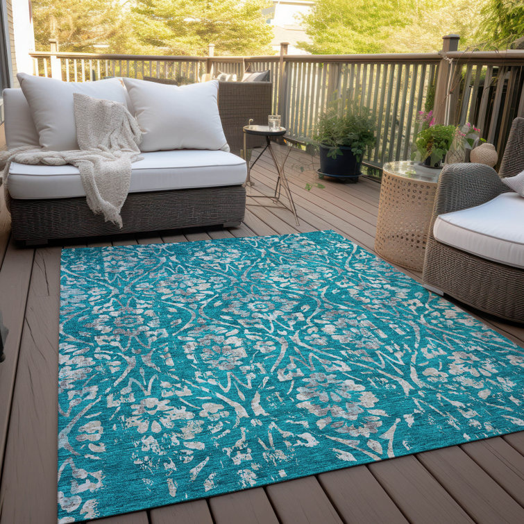 Maliana Washable Floral Indoor / Outdoor Rug
