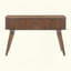 Table de rangement avec finition en noyer