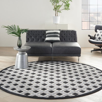 Aeliana Geometric Indoor / Outdoor Rug