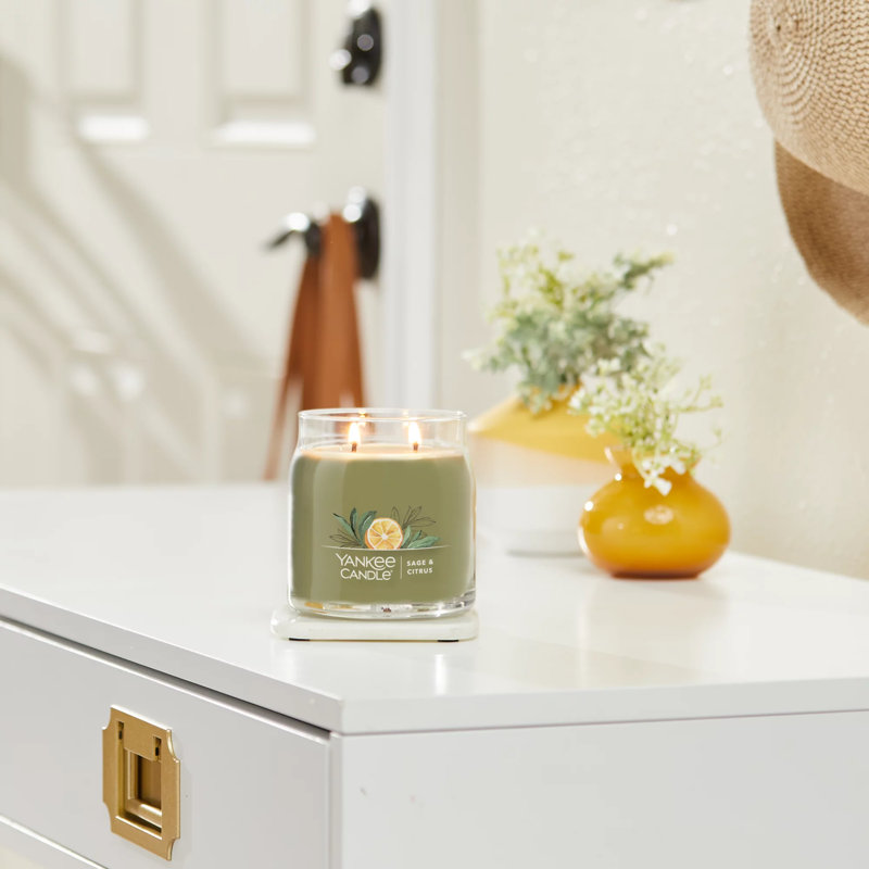 Bougie parfumée Signature, Petit
