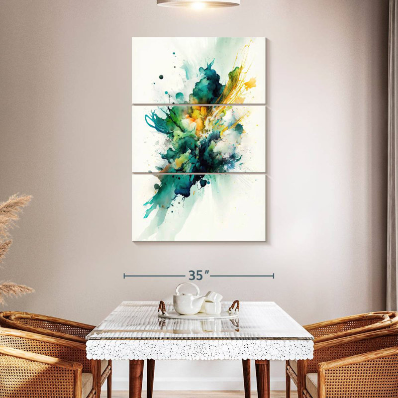 Avery Serenity In Green, 32" H x 20" W