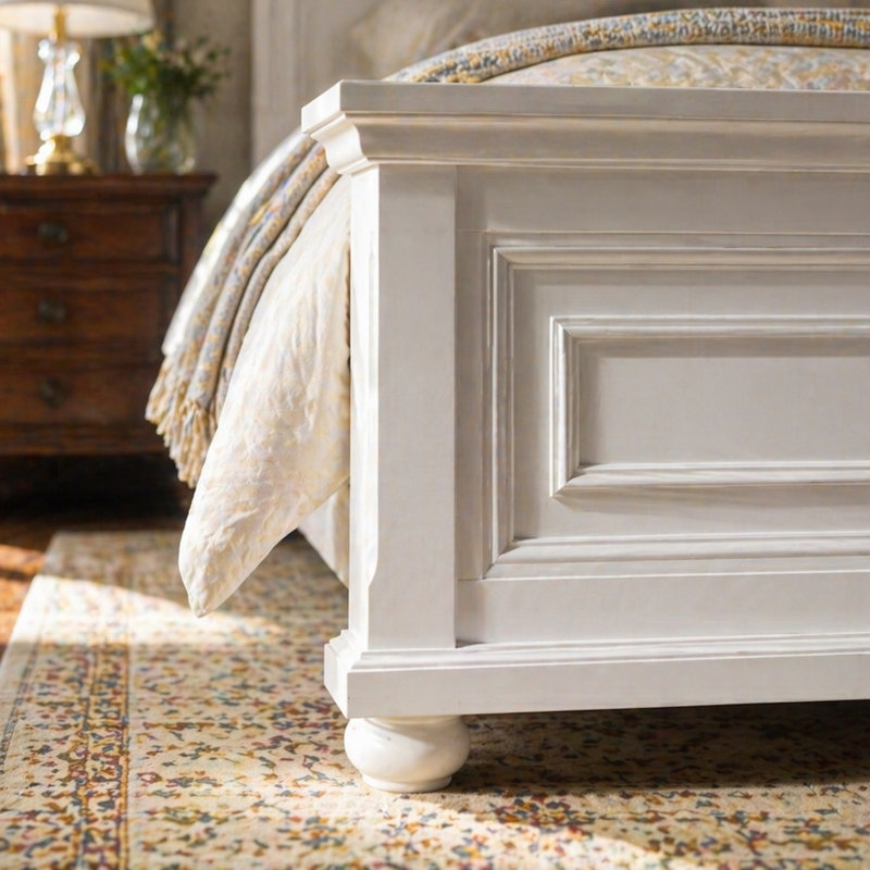 Lit plateforme en bois massif Demint, Grand, Blanc