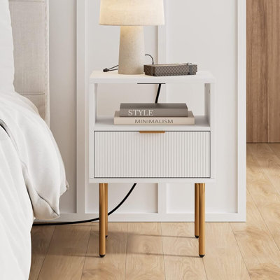 White Mid-Century Modern Bedside Table With Storage Drawers And A Charging Station; Open Wooden Shelves; Small Gold-Framed Side Table For Bedroom/Livi
