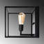 Élégante lampe murale noire, corps en métal, 9,8 x 11,0 x 9,8 pouces | Douille E27, 40 W maximum (ampoule non incluse) | Homologué IP20 pour une utilisation intérieure | Parfait pour le salon, la chambre à coucher et le bureau, design moderne et élégant-229510489
