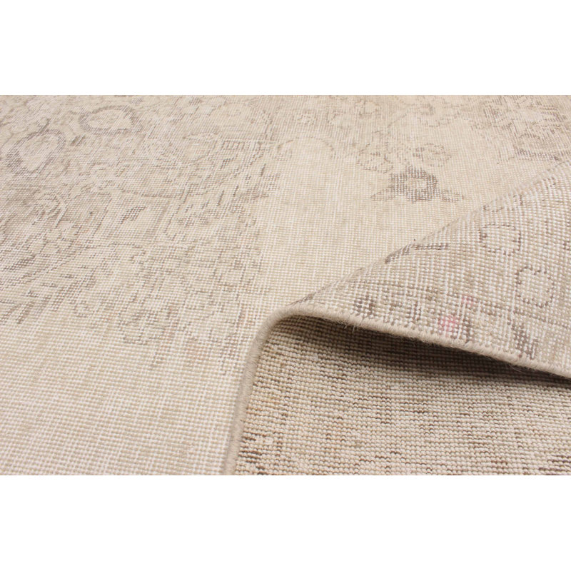 Munn Khaki Rug 6'4" x 9'4"