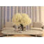 Hortensias blancs en vase en verre transparent-728382060-728382061