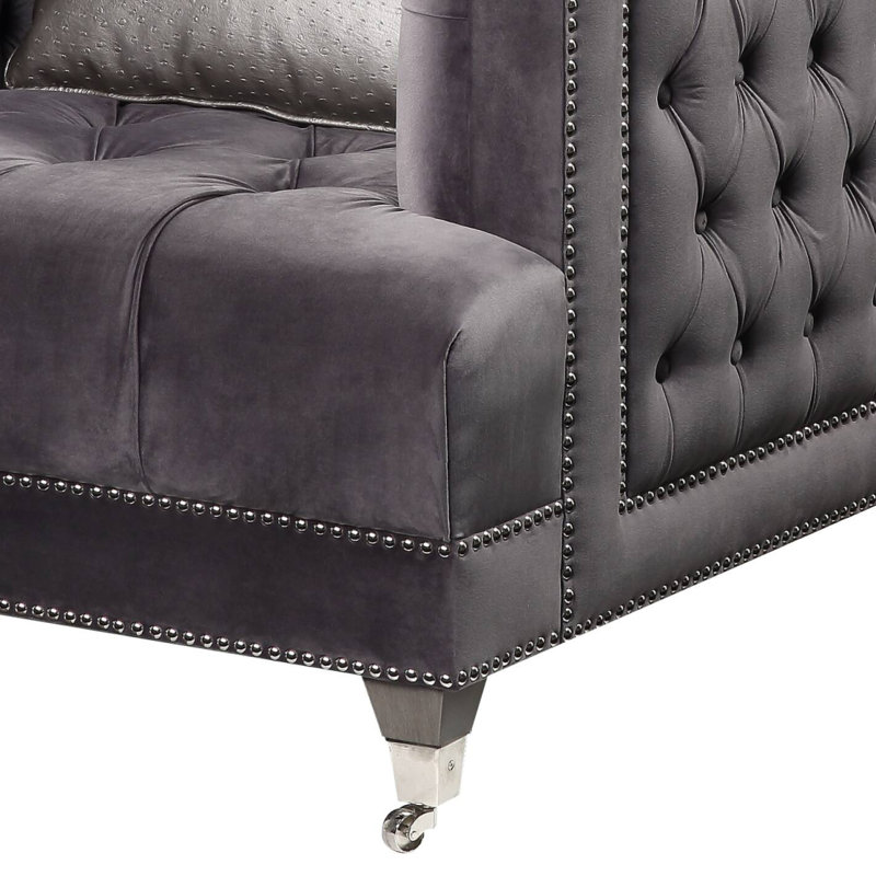 Chaise moderne en velours avec coussin Hegio