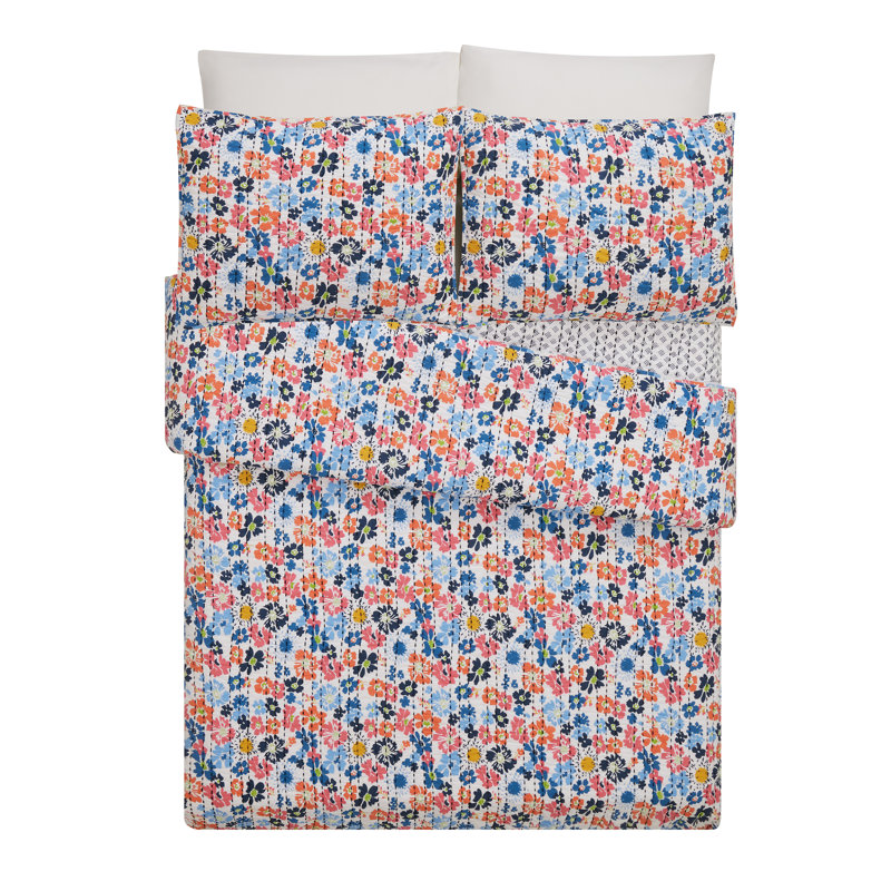 White Cotton Twin Reversible Floral Quilt Set