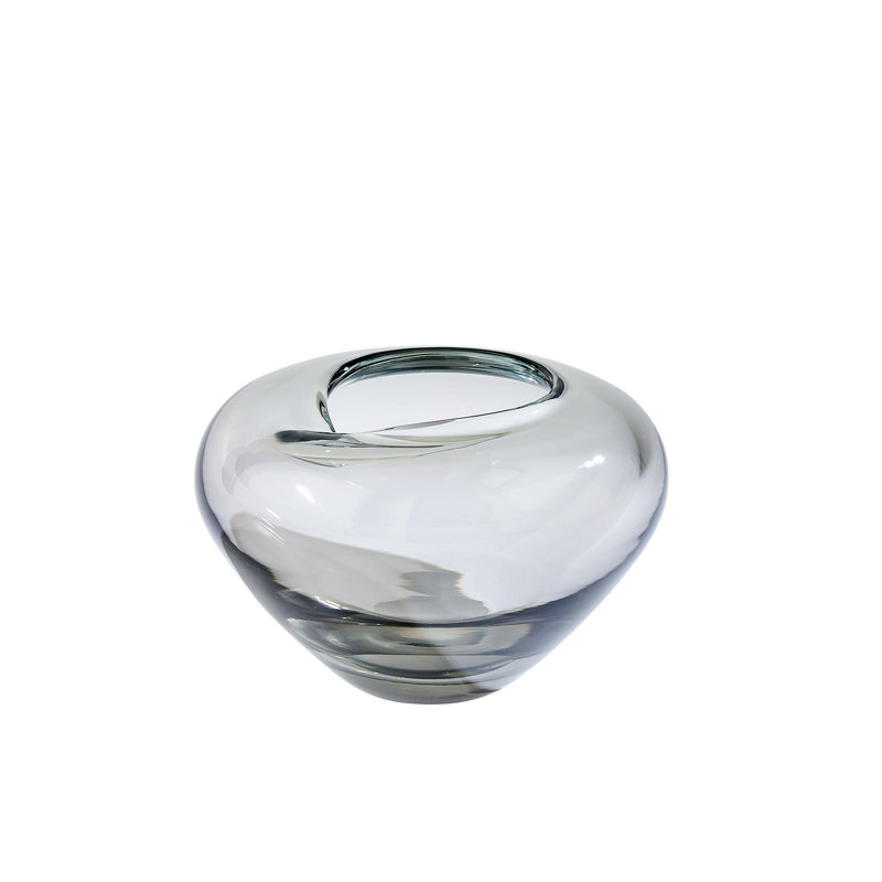 Vase de table ondulé en verre fait à la main H 7 "