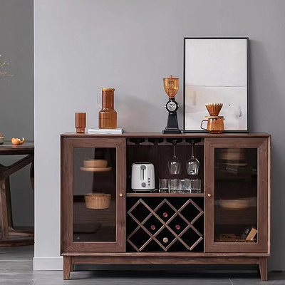 Buffet à vin avec rangement simple