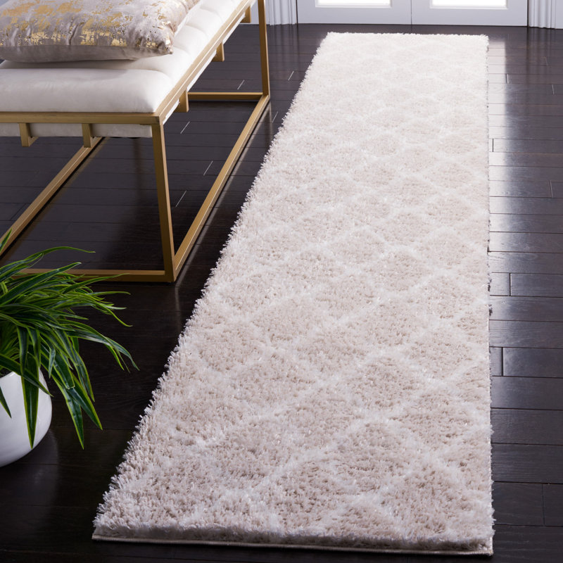 Tapis argenté / blanc à motif géométrique Tahoe, Tapis de couloir 2 pi x 9 pi
