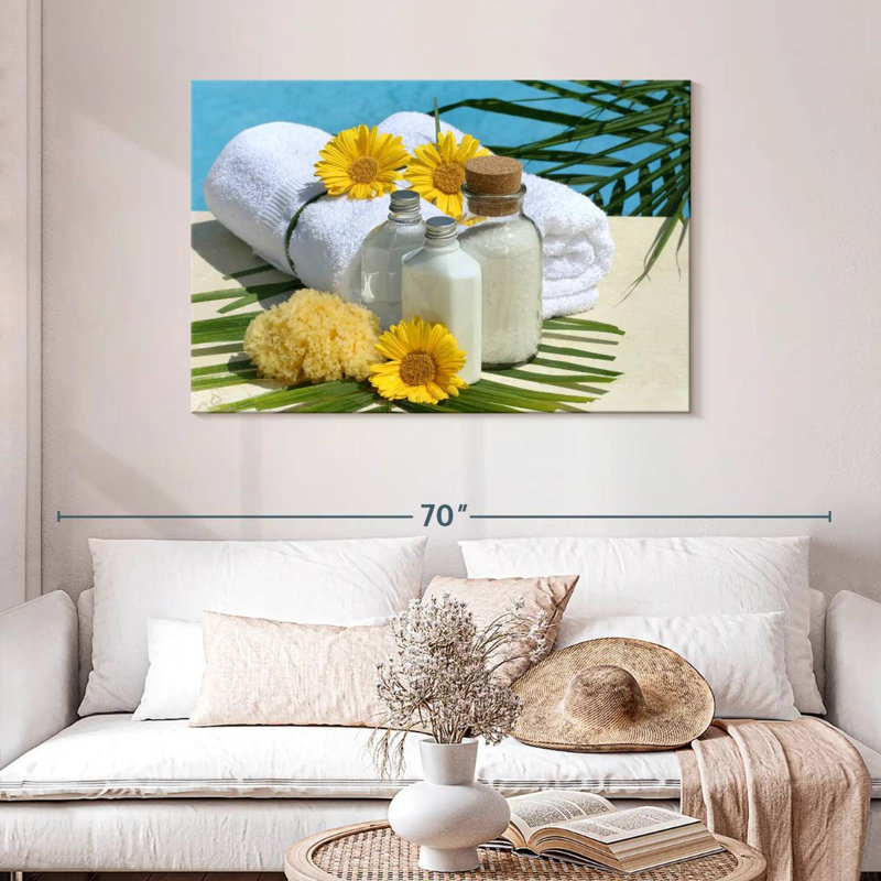 Kerrick Poolside Spa Essentials, 30" H x 45" W