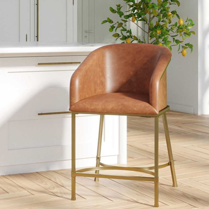 Tabouret de comptoir moderne de 26 po, similicuir brun tabac, structure dorée, patins réglables, dossier confortable à hauteur de cuisine, îlot