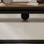 Table basse simple de style rétro