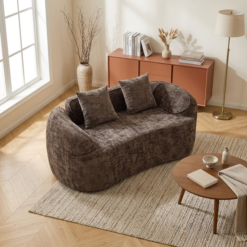 Causeuse courbée 67 po avec accoudoirs et deux coussins sans assemblage, Chenille brun, Brun