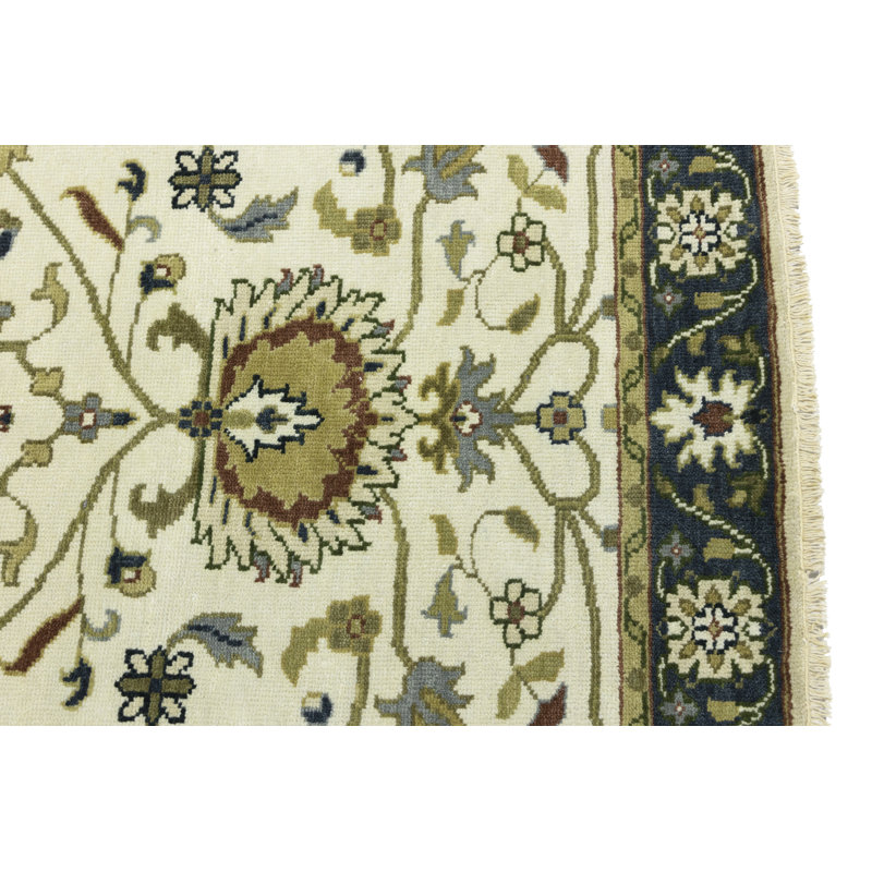 Tapis de couloir crème en laine noué à la main 3 pi 1 po x 13 pi 2 po Floral