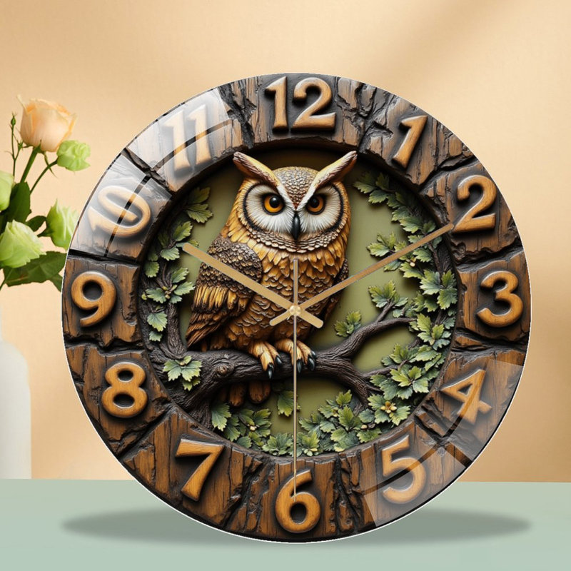 Horloge murale en bois avec hibou
