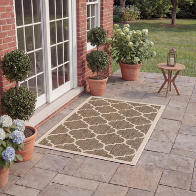 Tapis d'intérieur / extérieur à motif géométrique Herefordshire Performance