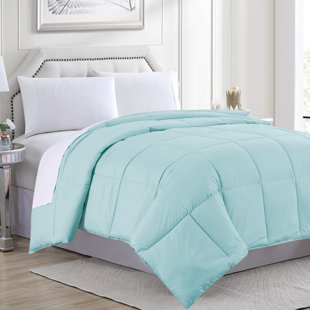 Casa Platino Baffle Box Stitch Comforter