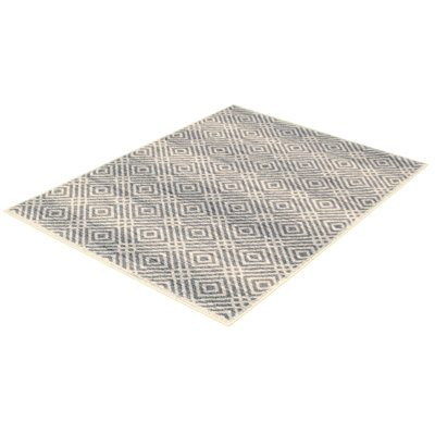Salih   Geometric Indoor Rug