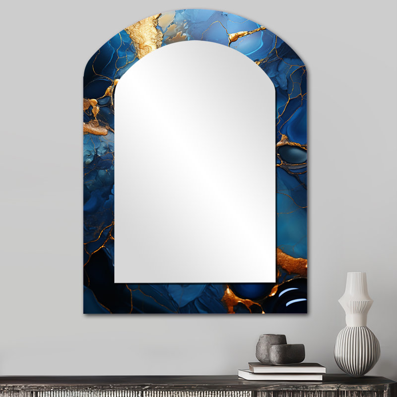 Or et saphir bleu marbre mosaïque II - miroir mural décoratif asymétrique abstrait, 34 po x 25 po