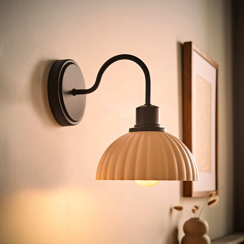 Akshayan Armed Sconce, Matte Black