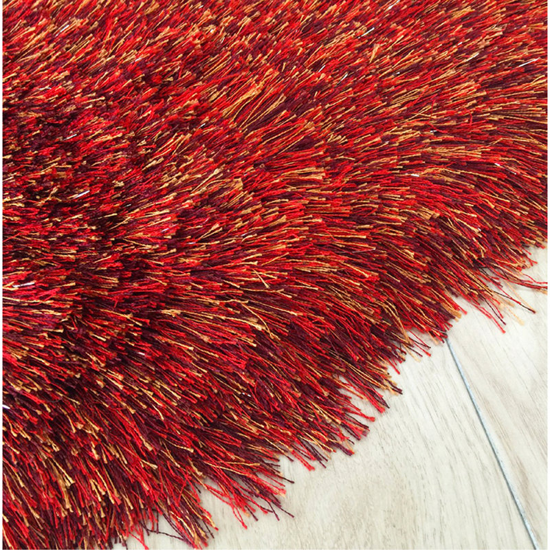 Tapis touffeté à la main