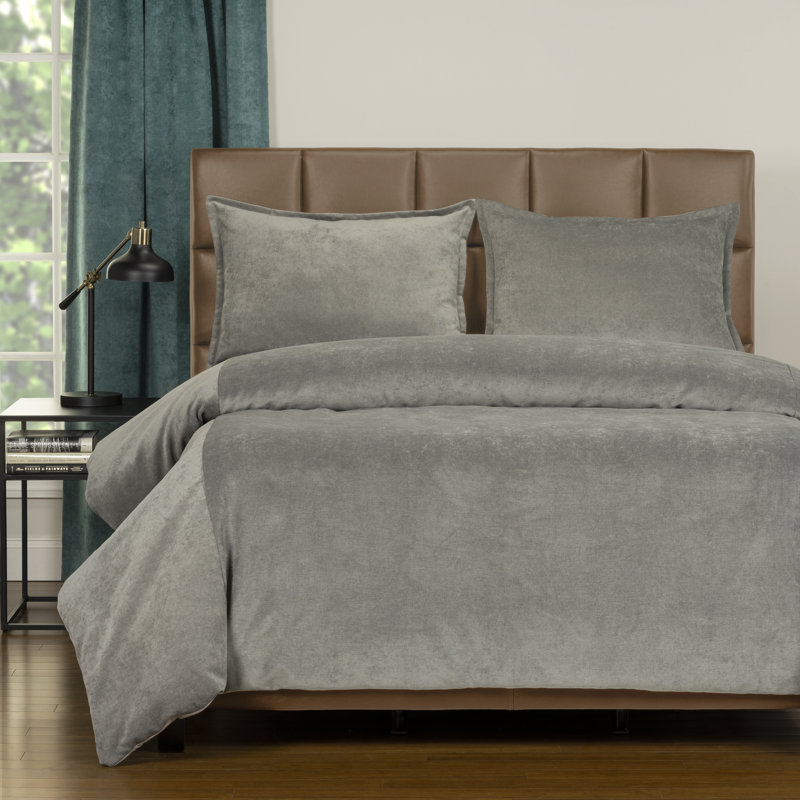 Polyester Channel Duvet Cover & Insert, Queen Duvet Cover + 2 Shams, Smoke