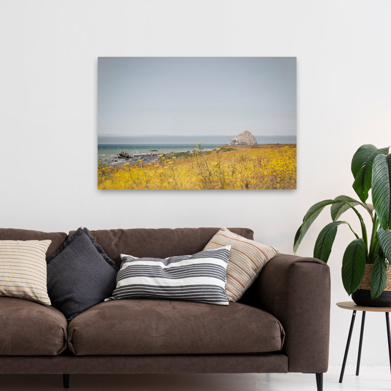 Rocky Coast Days Coastal Blue Beach Coast, H 48 po x l 32 po